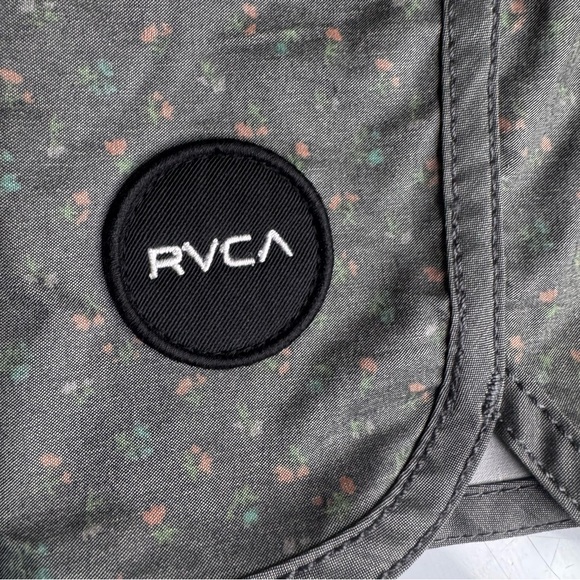 RVCA Freeport Trunk Men's Size 36 Cotton Black Gray Activewear Nature Stretch - Picture 10 of 16